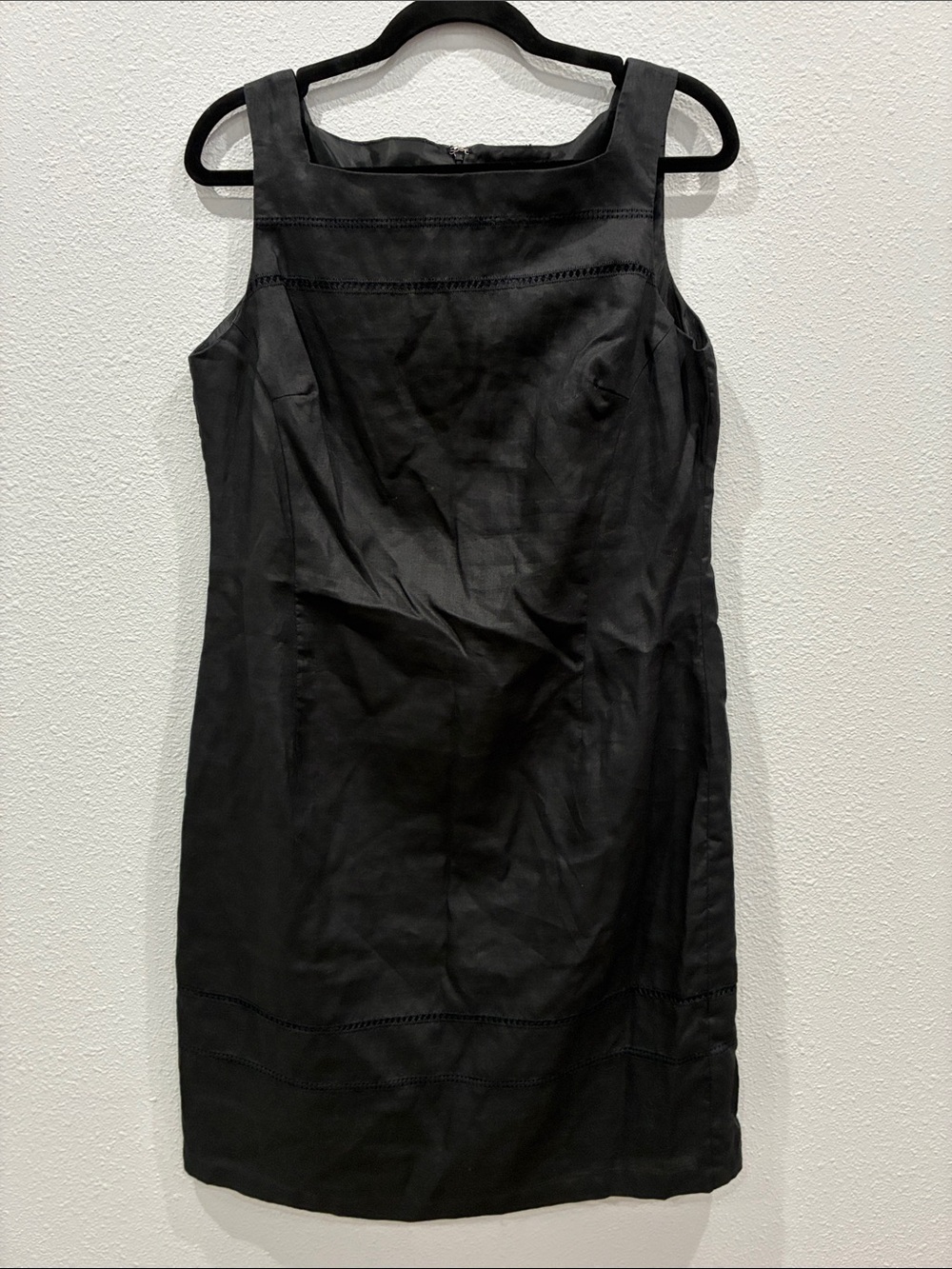 Appraisal Women's Black Midi Sheath Dress - Sleek Sleeveless Style
